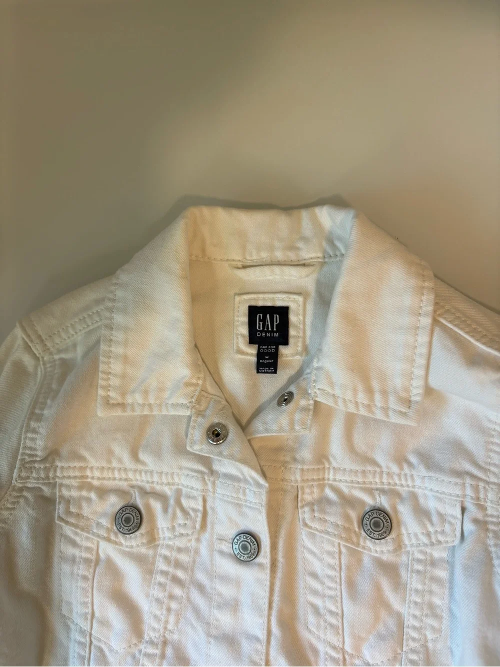GAP Girl’s Medium White Jean Jacket